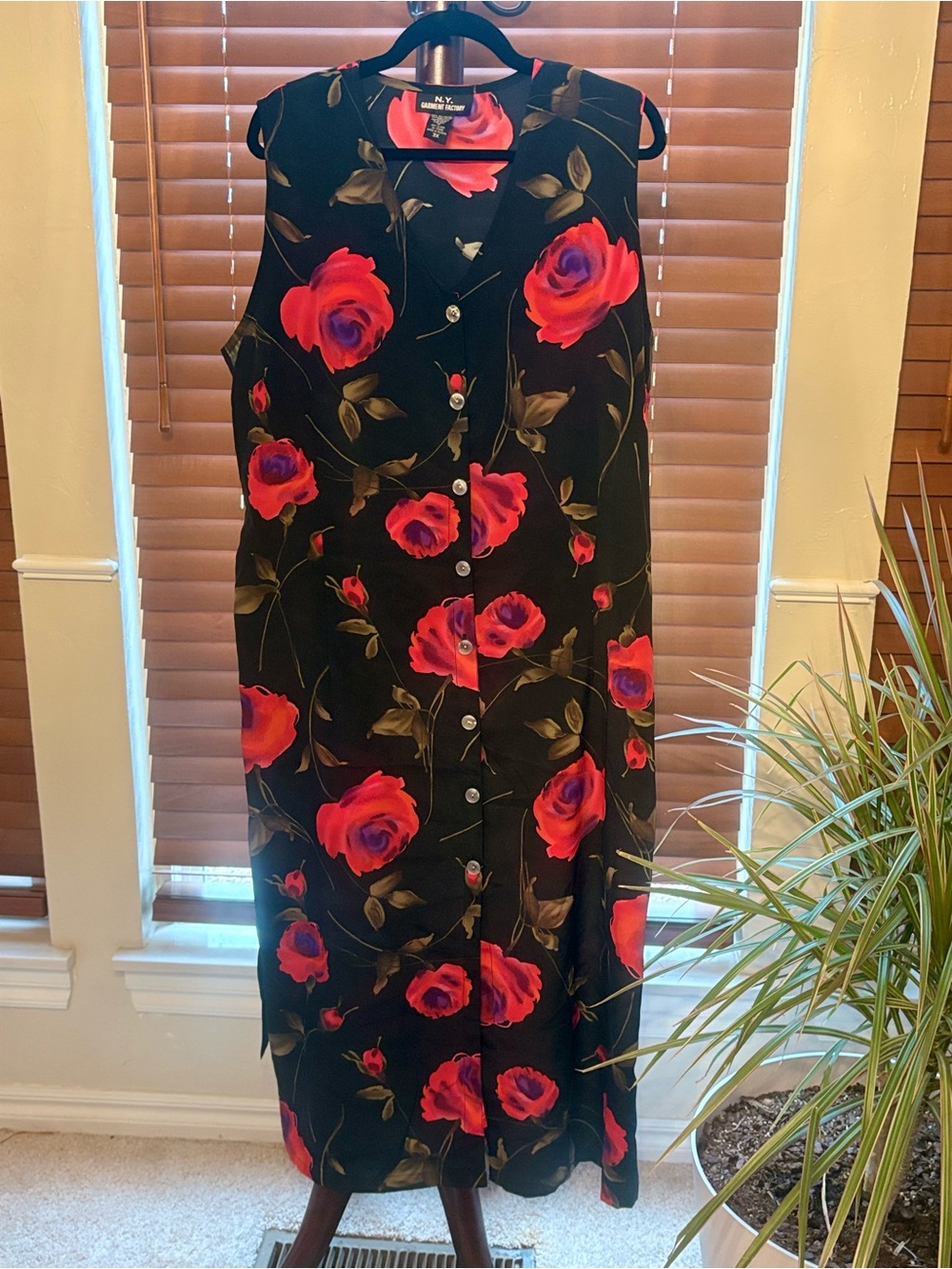 NY Garment Factory Floral Maxi Dress 3X Black Red Rose Button Front Plus Size